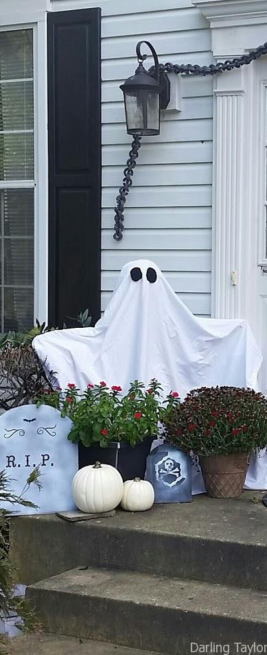 DIY Halloween Ghost