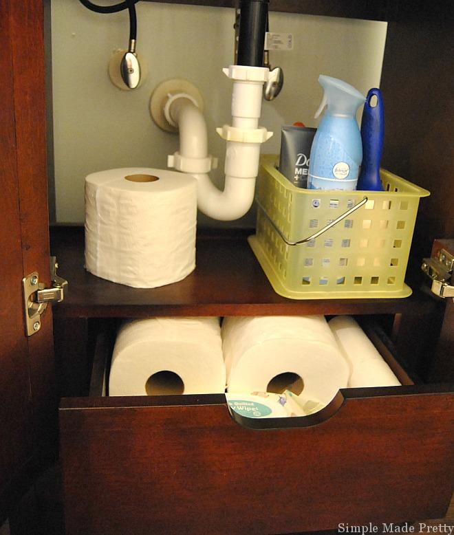 These simple tips and tricks will show you How To Organize Under the Bathroom Sink and reduce the clutter in your home. Organize the bathroom, bathroom organization, home organization, declutter, de-clutter, bathroom clutter, home organization