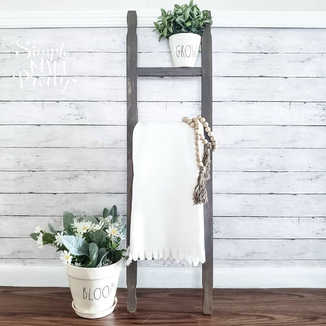 DIY Dollar Store Farmhouse Ladder, How To Make A Farmhouse Ladder, DIY Farmhouse Ladder, farmhouse ladder blanket, farmhouse ladder shelf, farmhouse ladder mudroom, farmhouse ladder ideas, farmhouse ladder on wall, farmhouse ladder living room, farmhouse ladder wire baskets, farmhouse ladder towel holders, farmhouse ladder DIY projects