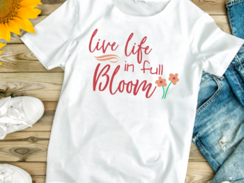 Live Life in Full Bloom - Melanie Simple Made Pretty